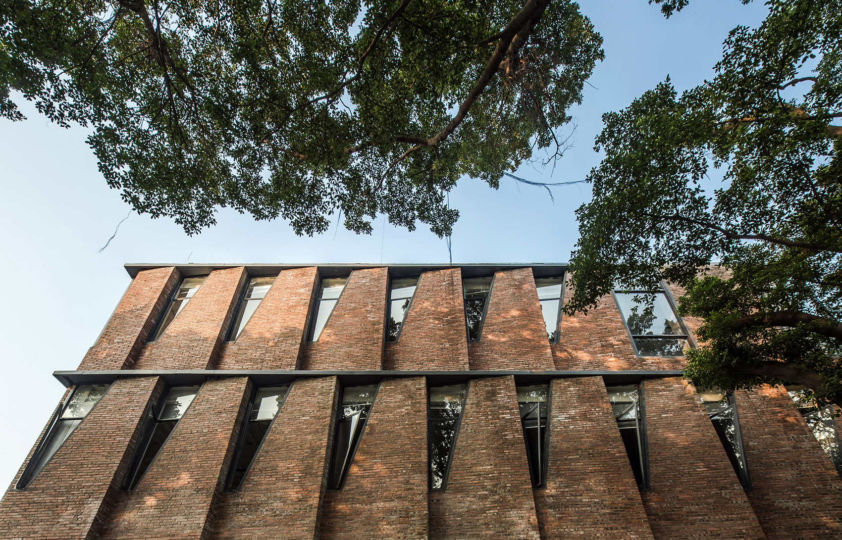 广州北岛创意园管理中心丨中国广州丨互建筑-70