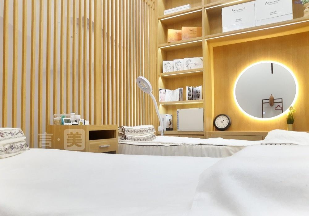 
龙湖天街灵指秀 -7