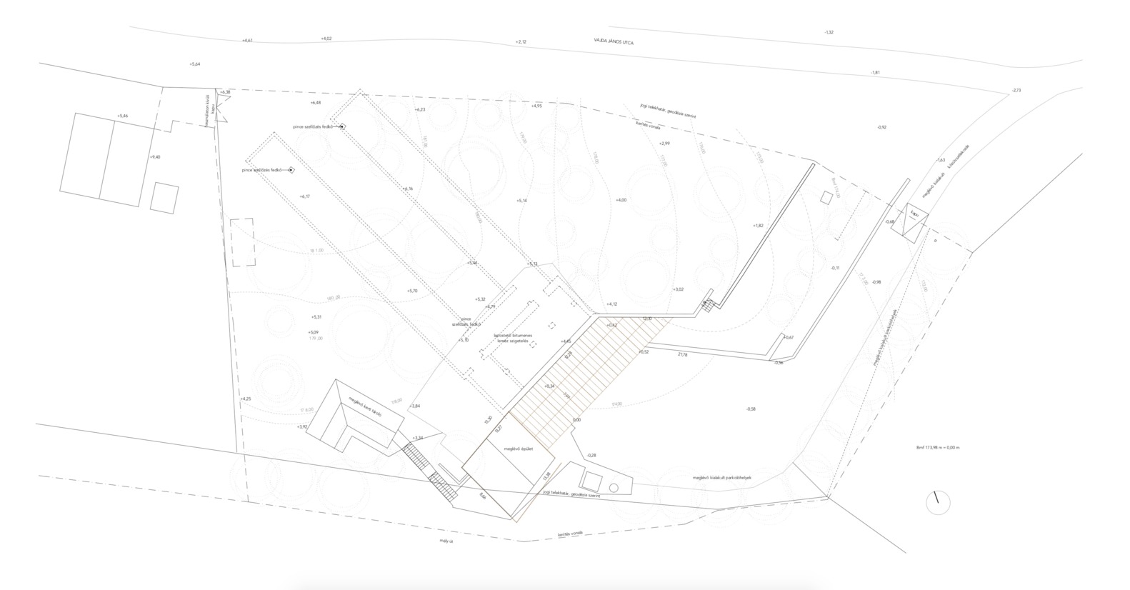 绿意盎然的酒窖餐厅-43