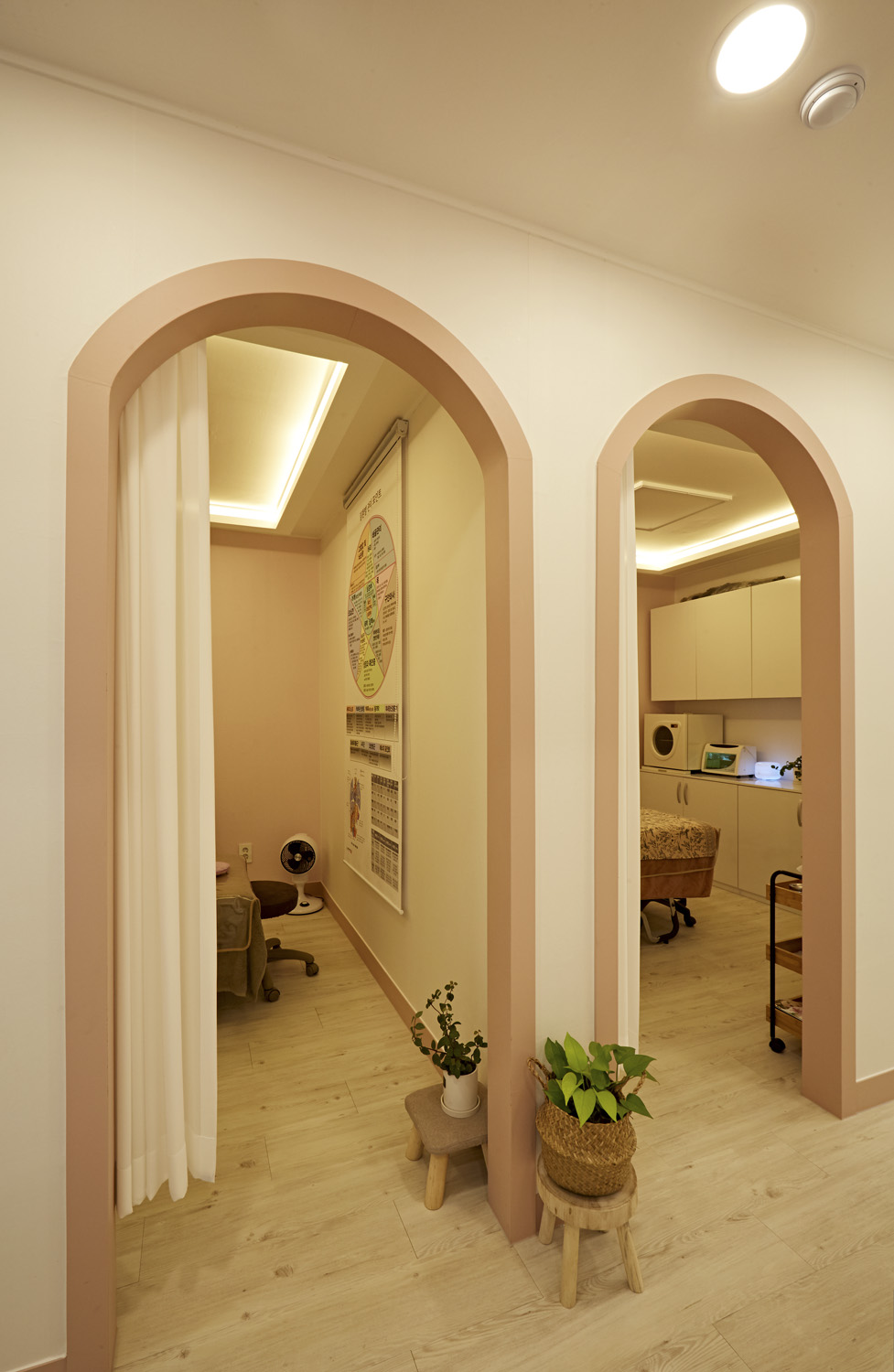 温馨 16 平皮肤护理店 | 自然氛围的温馨空间-11