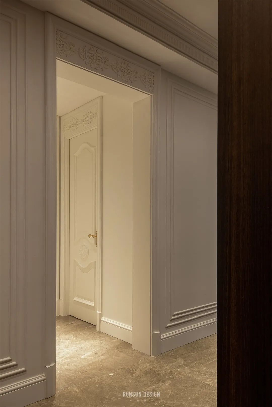 意法边境的浪漫空间丨RUNSUN 朗石设计-24