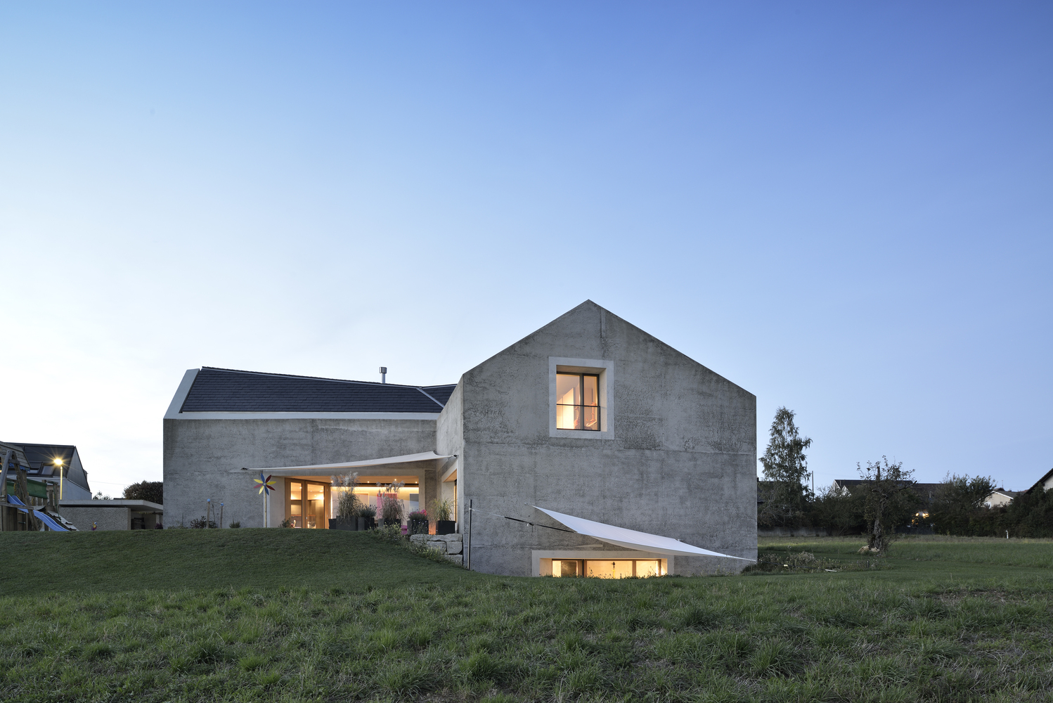 瑞士特罗瓦泰洛石屋-52