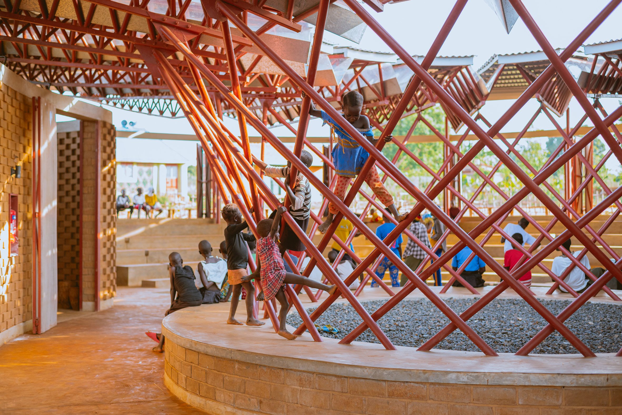 Bidi Bidi 表演艺术中心丨乌干达丨Hassell 和 Localworks-40