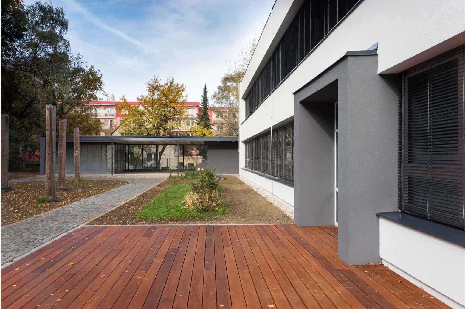 Rekonstrukce fasády a okolí DDM v Kopřivnici – Mrva.net-16