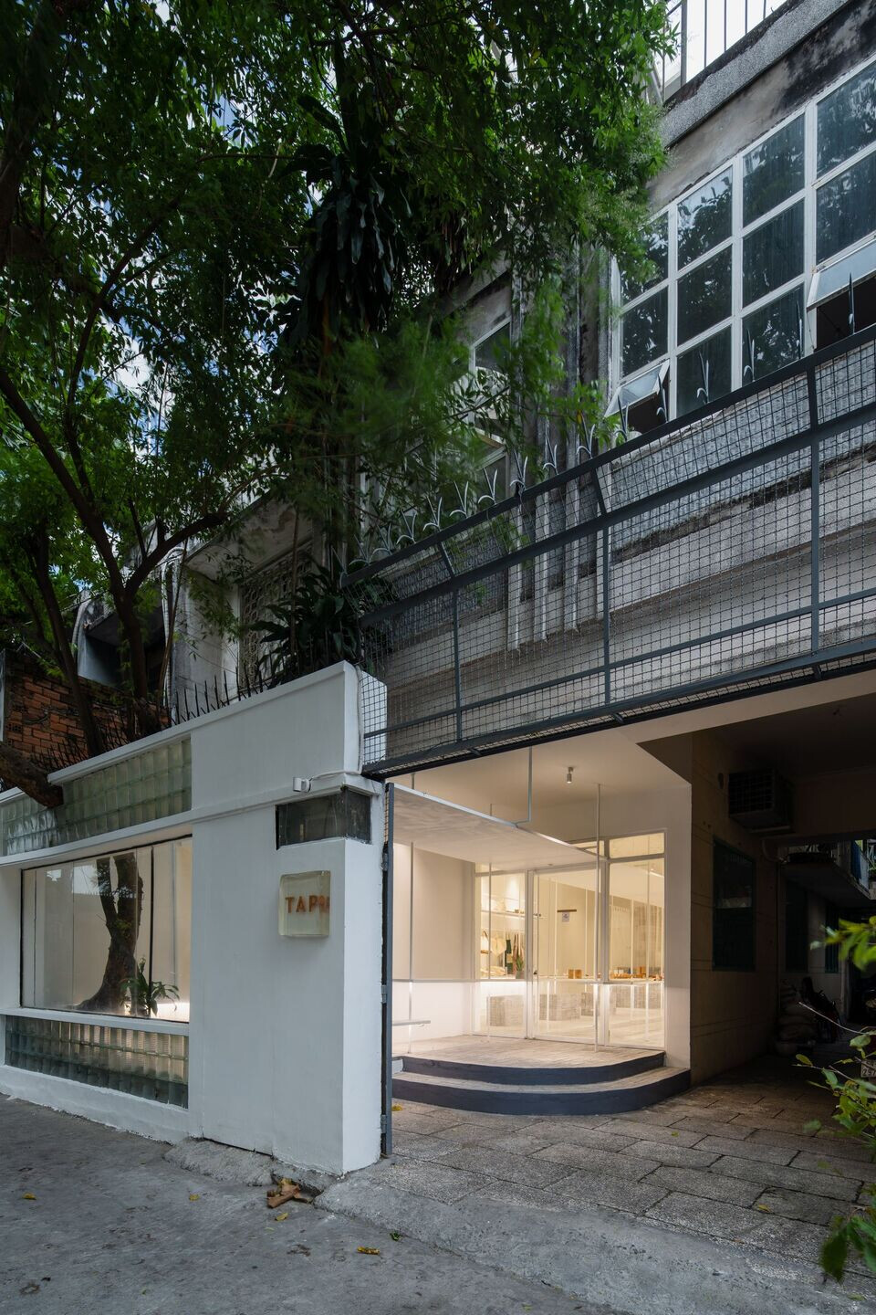 越南陶器店创意展示空间丨越南胡志明市丨Sawadeesign Studio-47