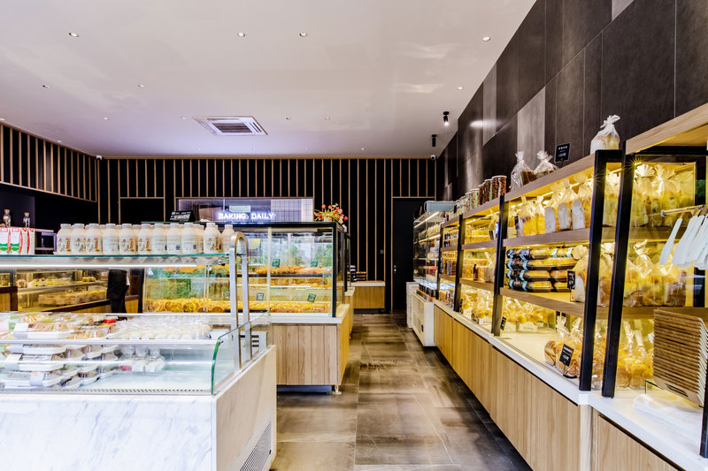 蜜悦蛋糕甜品站 | 温暖色调与通透空间的甜蜜邂逅-20