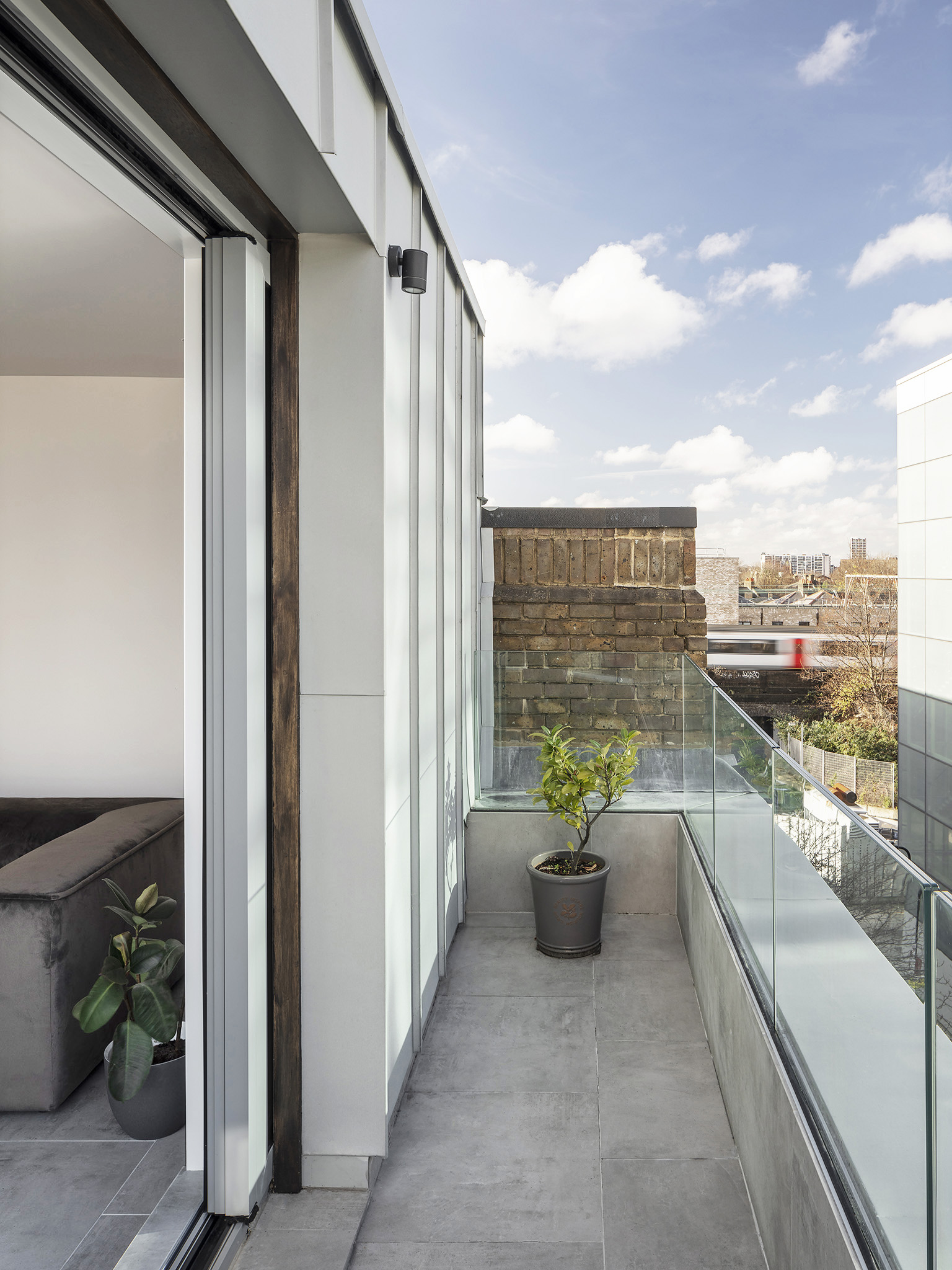 弗洛菲尔德路顶层公寓丨英国伦敦丨Common Ground Workshop-16