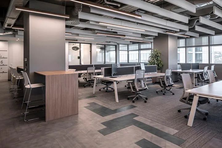 SAP 土耳其总部办公设计 | 优雅高级灰调、工作生活相融合-18