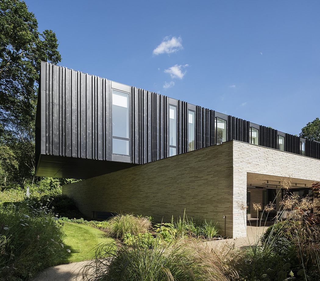 英伦田园诗般的无障碍住宅 · Claywood House丨英国丨Ayre Chamberlain Gaunt-1