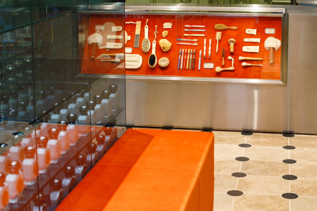 巴黎香氛护肤老铺 L'Officine Universelle Buly最新丸之内旗舰店设计-18