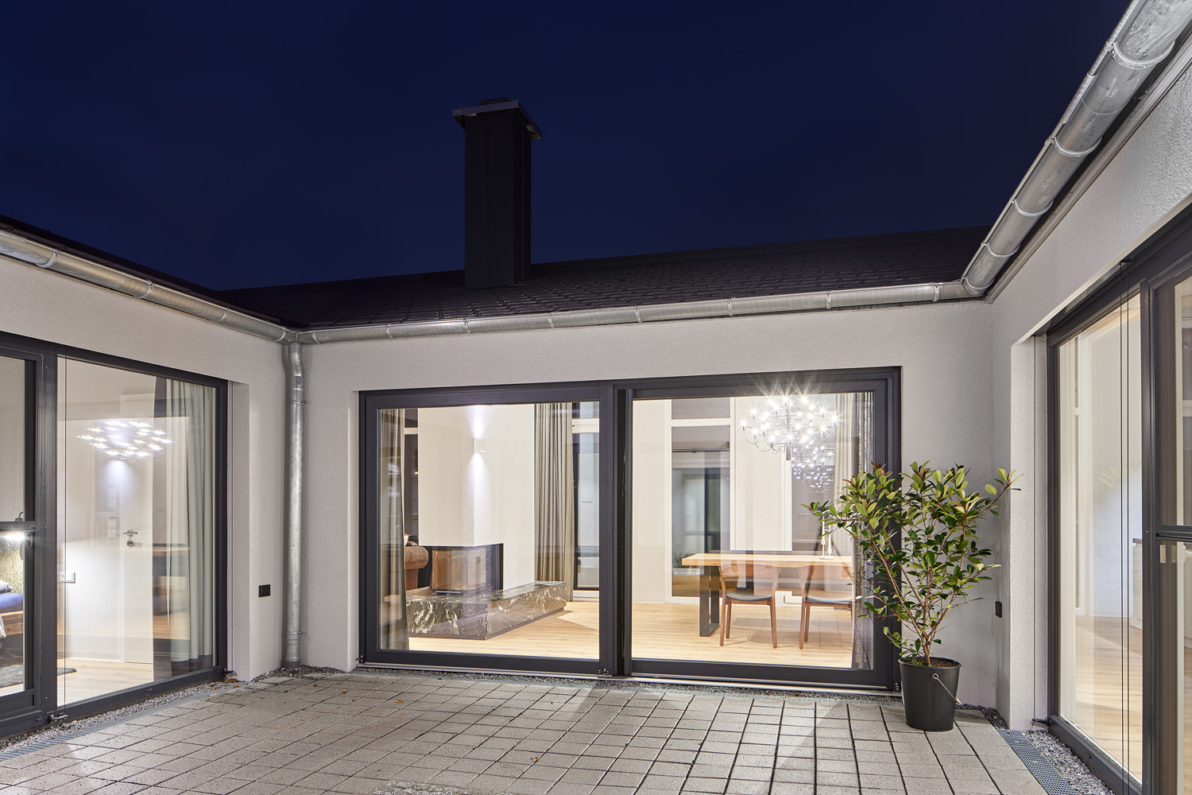 带开放式布局的独栋住宅 buerohauser-13