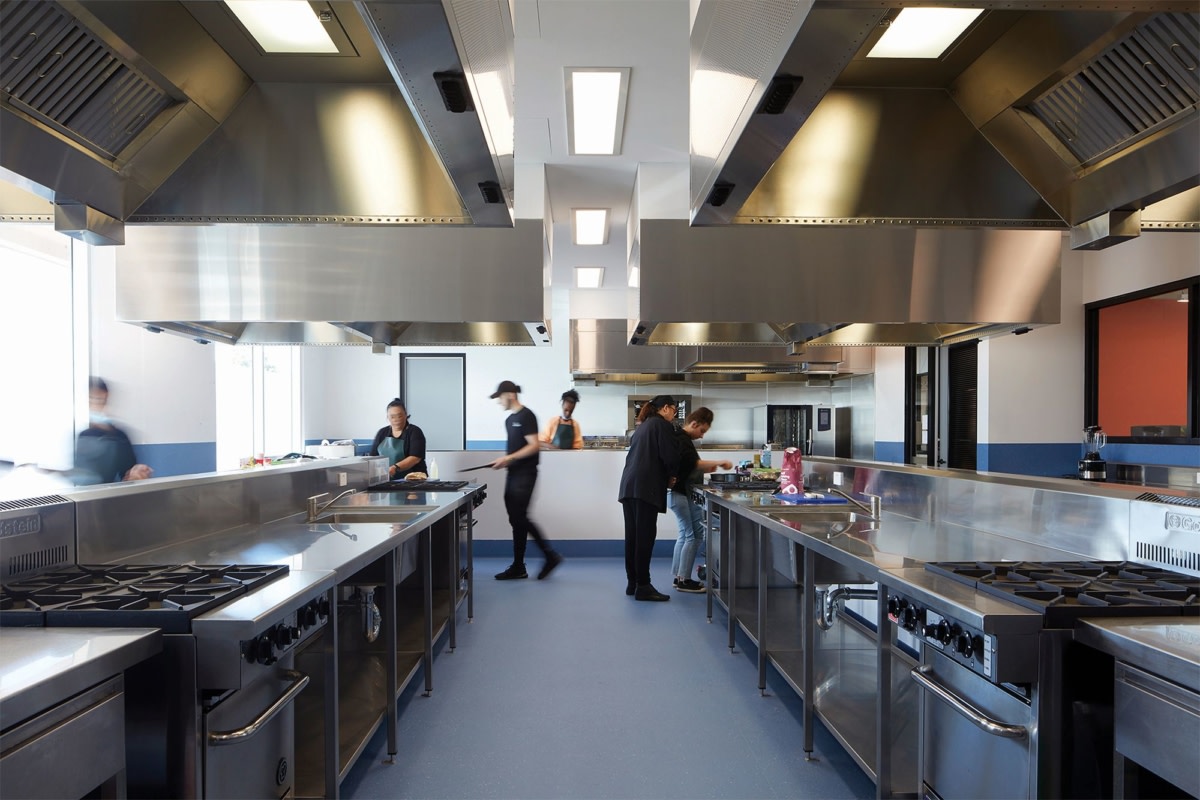 阳光校园 · 墨尔本劣势区中学设计丨澳大利亚墨尔本丨Gray Puksand-16