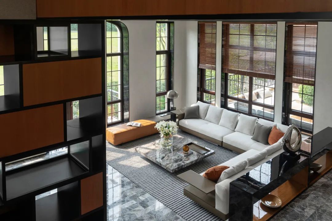 成都牧马山蔚蓝卡地亚别墅丨中国成都丨上海胤尊原创空间设计-12