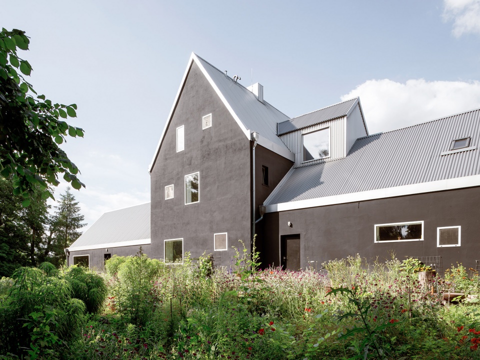 德国 Stechlin Gutshof Güldenhof 艺术中心丨德国柏林丨Heim Balp Architekten-4