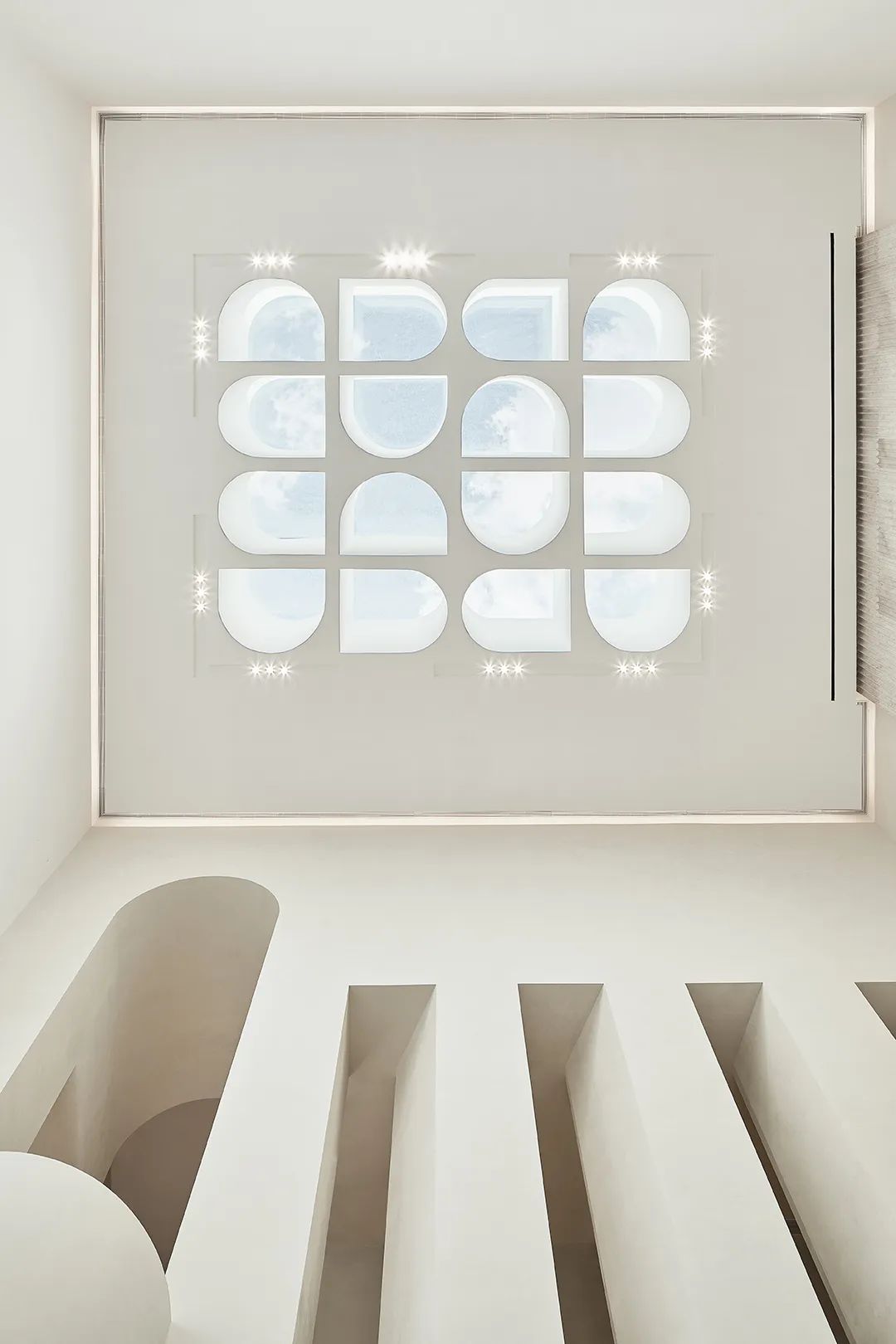 中南置地临沂林樾展示中心 | 原始美感的空间艺术-9