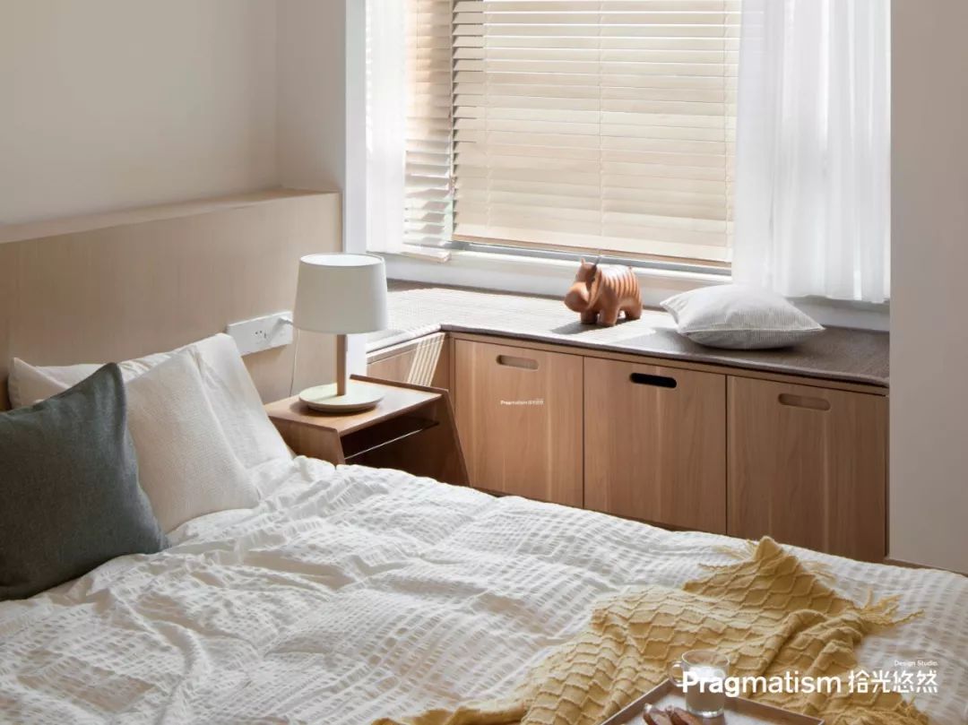 趣味满屋 | 金融 IT 夫妇的 140㎡现代私宅，猫狗双全，人生美满-60