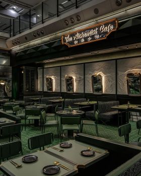 The Alchemist Café HKIA（炼金师咖啡馆）丨中国香港