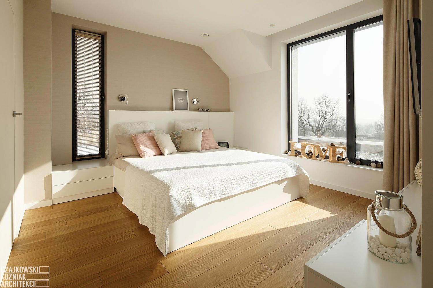 波兰 Mysłowice 明亮现代家庭住宅设计-14