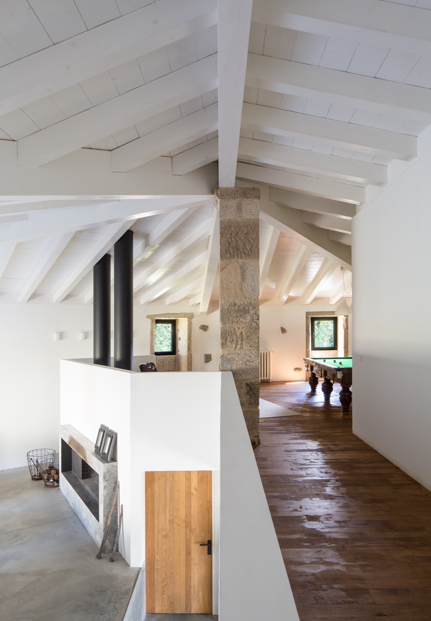 V12 House | 古韵新生的乡村别墅-12