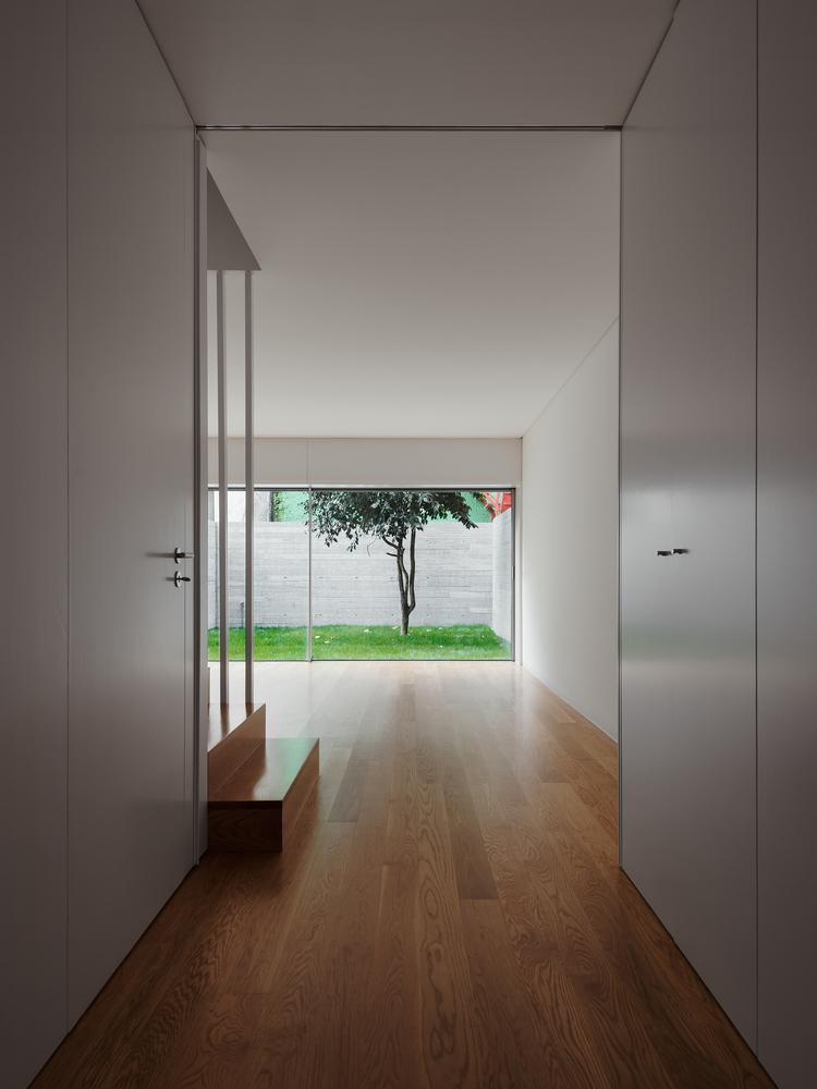 葡萄牙马拉夸街混凝土住宅丨Base arquitetura-21