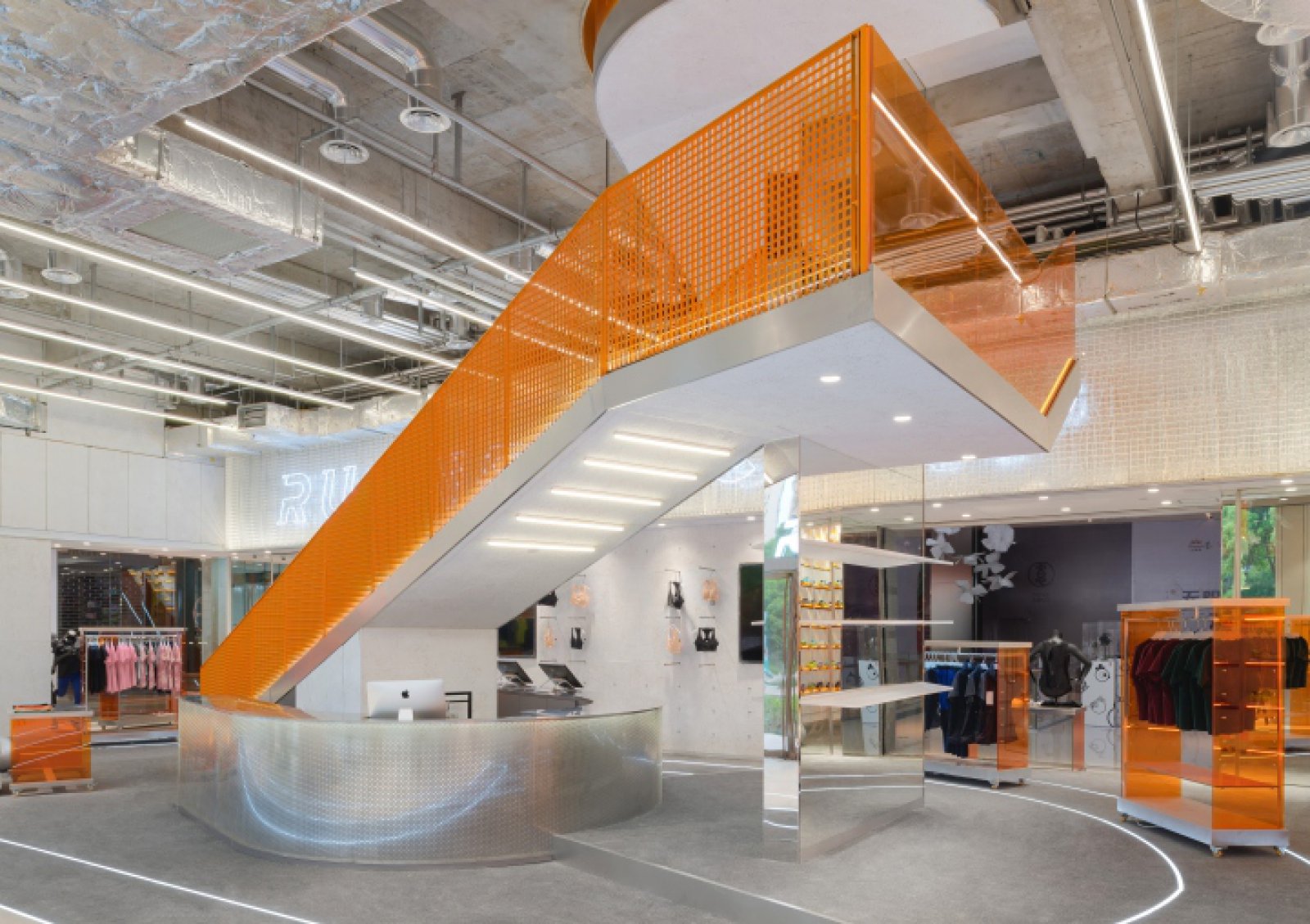 上海Runner Camp城市运动体验店  PRISM Design-3