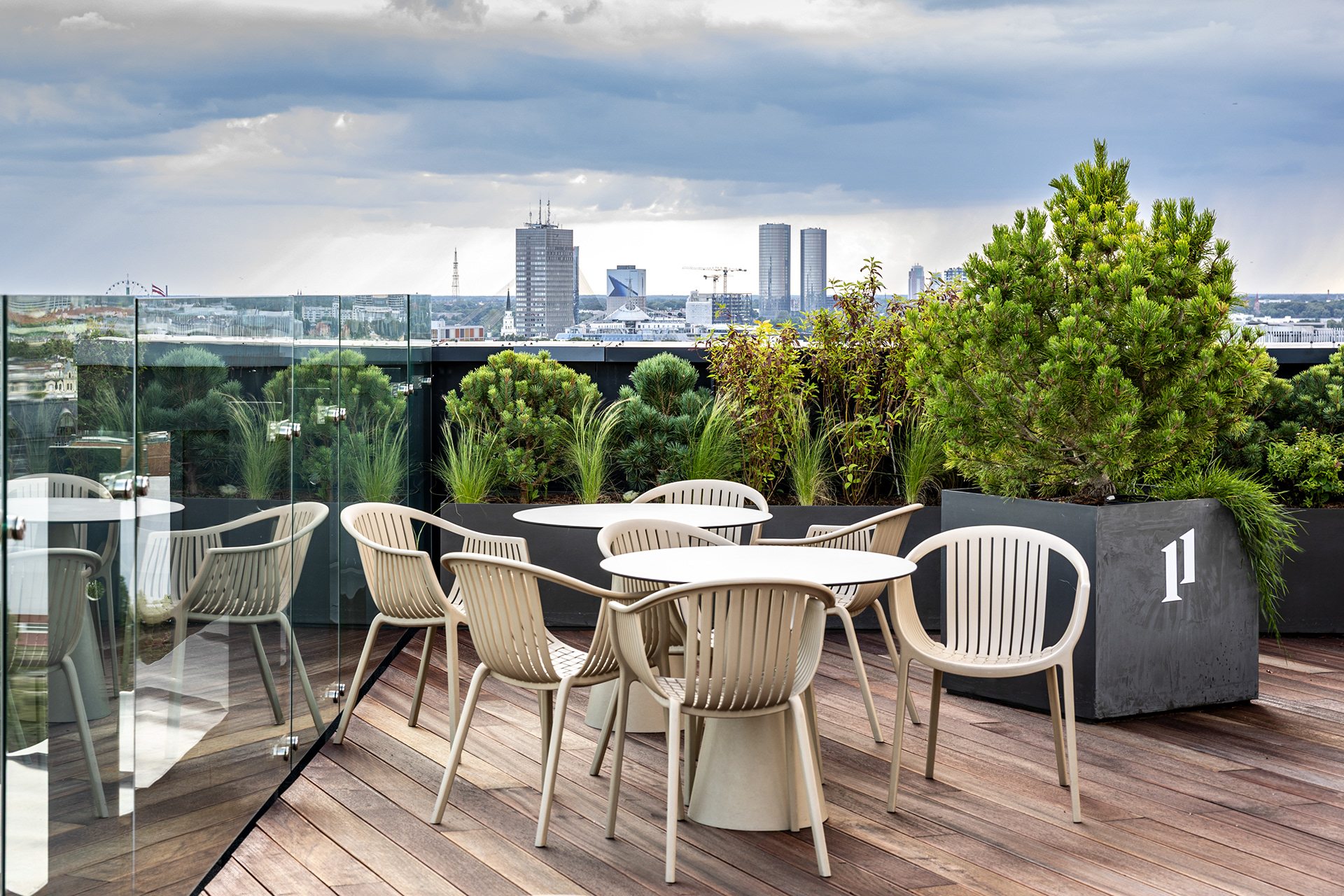 PRIVATE RESTAURANT TERRACE "Place 11" GARDEN DESIGN.-2