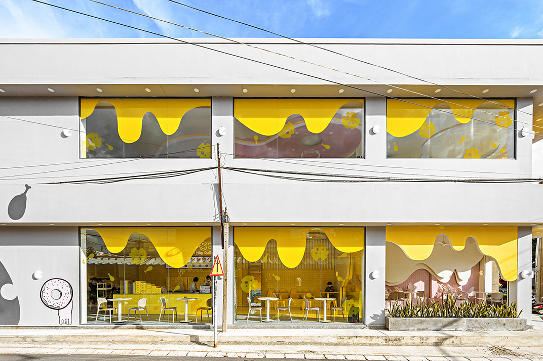 超可爱的餐厅灵感来自一层融化的奶酪 ，越南 | Designed by Ksoul Studio - 甜品店 - 餐厅LOGO-VI空间设计-全球餐饮研究所-21