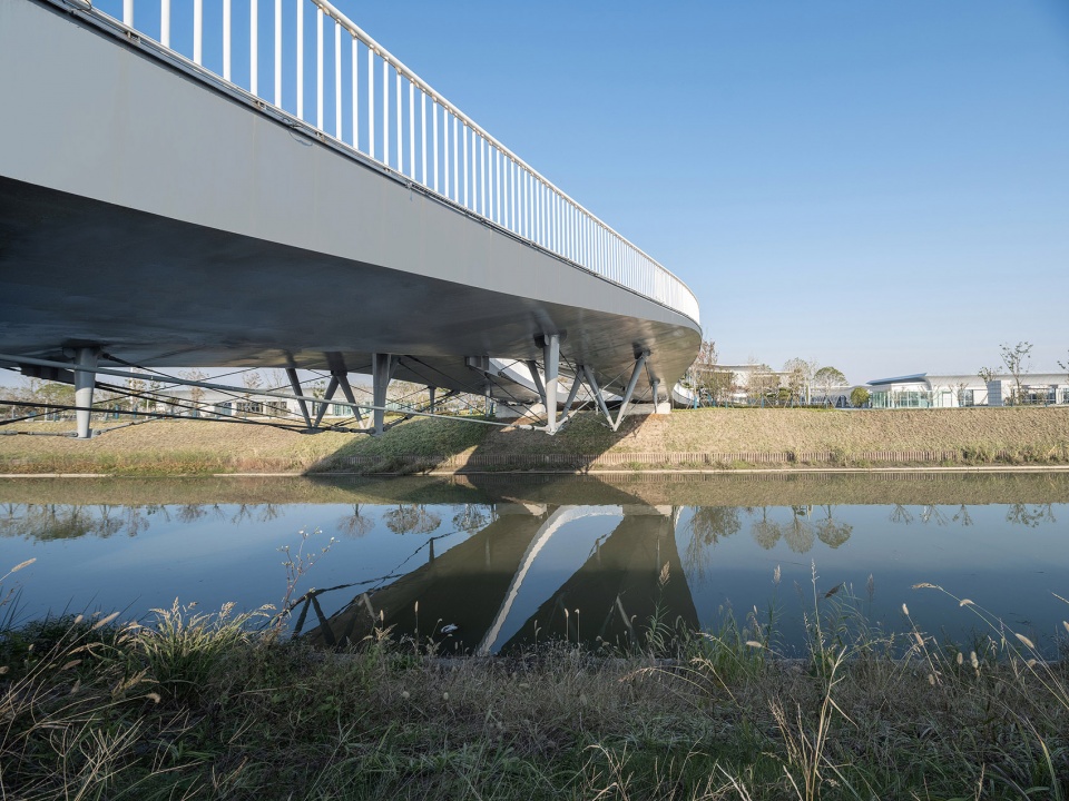 扬州市宝应高铁站人行桥(荷叶桥)丨中国扬州丨南大院张冰土木方工作室-36