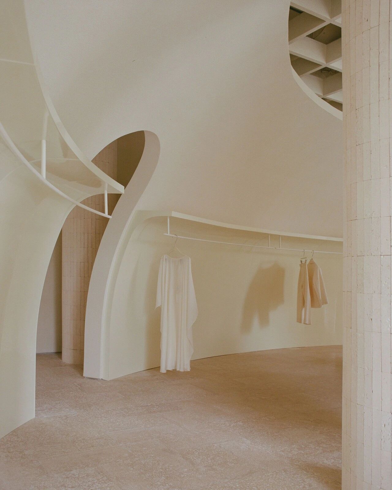 Messa House 女装零售店丨哈萨克斯坦丨UP2DATE architects-14