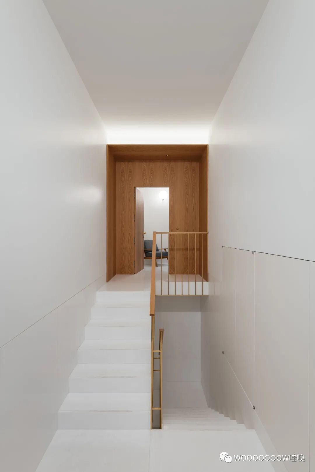 里斯本 Costa do Castelo 极简住宅,美景尽收眼底-7