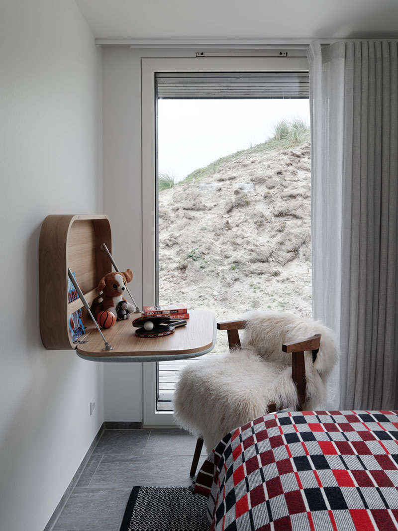 丹麦隐秘岛屿上的现代别墅-13