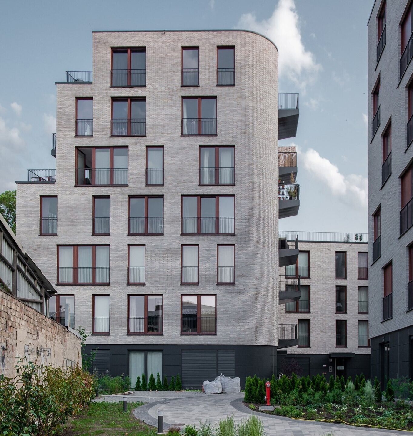 柏林市中心的绿色住宅丨德国柏林丨Gnädinger Architects-21