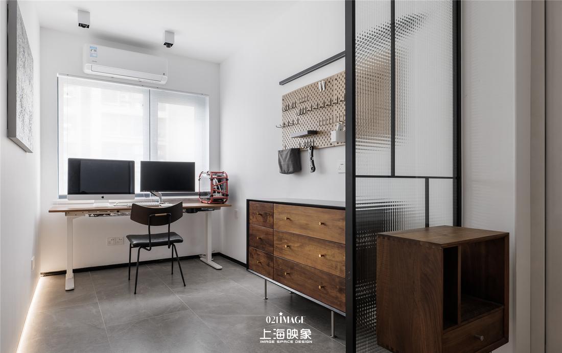 上海平层住宅设计,智能家居与空间利用的完美结合-9