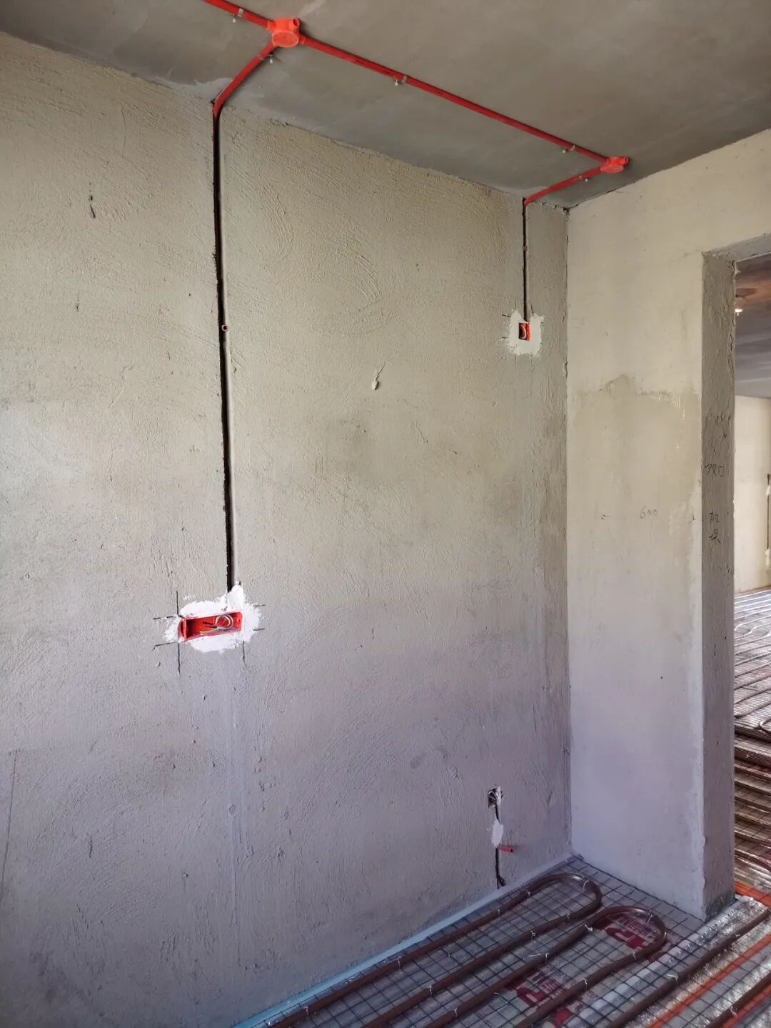 案例分享：成龙学府1-2-901水电暖竣工照-7