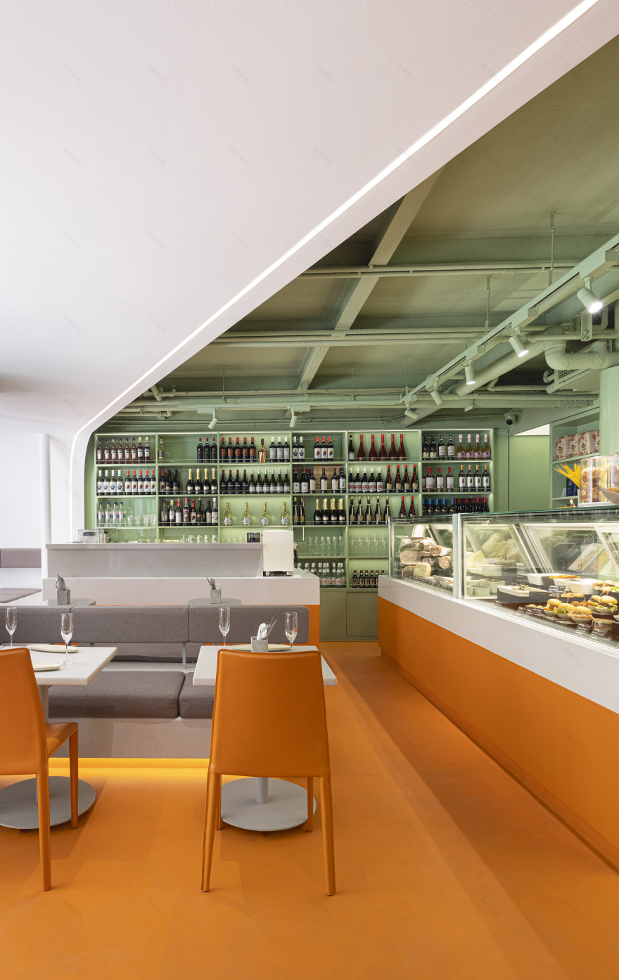 阿博卡小酒馆
注:ABBOCCA可能是特定名称,音译为阿博卡 ;BISTRO常见意思是小酒馆 丨中国北京-15