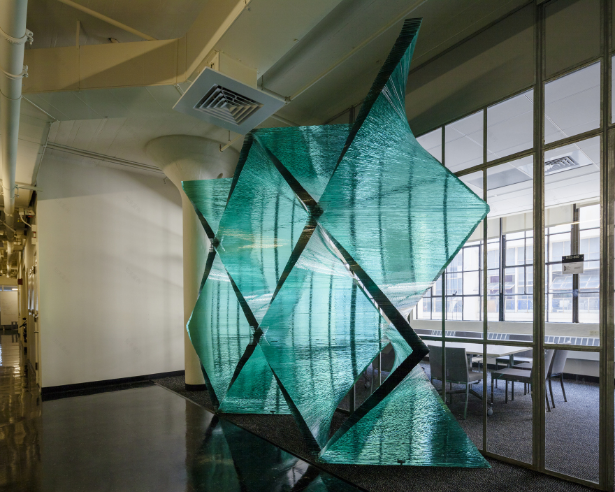 透明之墙 · 玻璃艺术的建筑魅力-13