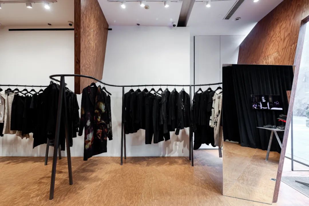 Yohji Yamamoto 北京三里屯太古里全新店铺丨中国北京丨日本 OSO 建筑事务所-9