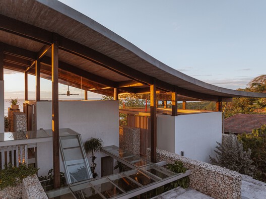 丨哥斯达黎加丨Studio Saxe-130