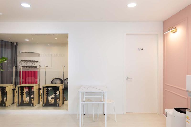 简约清新 40 坪瑜伽教室设计-21