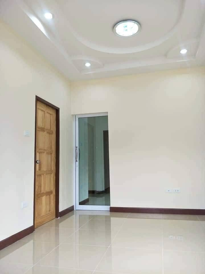 500 万新婚夫妇适用的粉色系 4 层住宅-15