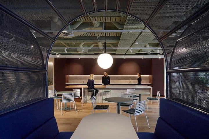 澳大利亚 EWOV 总部,现代休闲风打造心理舒适办公空间-2