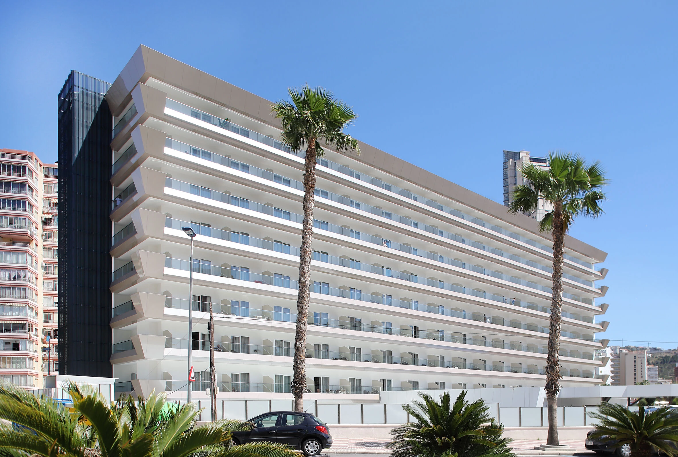 有机几何的魅力 | 西班牙 Hotel Helios 酒店设计-28