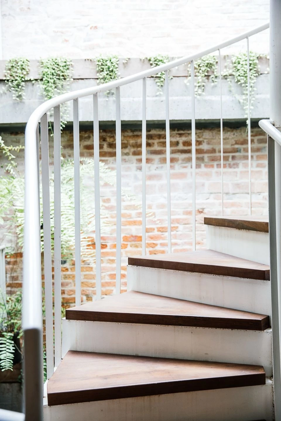 融合传统与当代的柬埔寨 Kampot 老店屋改造-34