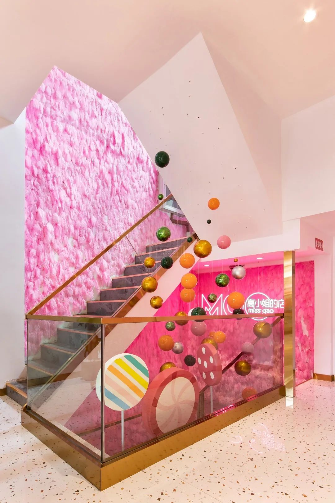 云南安宁轻奢时尚服饰店丨中国云南丨余得水-35