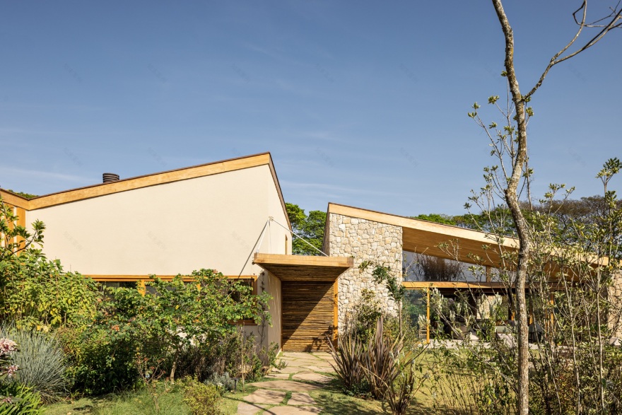 VLP住宅;VLP房屋(注:由于VLP可能是特定的缩写,在没有更多背景信息时,仅从字面翻译为住宅或房屋,若VLP有特定含义,需根据具体语境进一步确定) 丨巴西丨Pascali Semerdjian Arquitetos-13