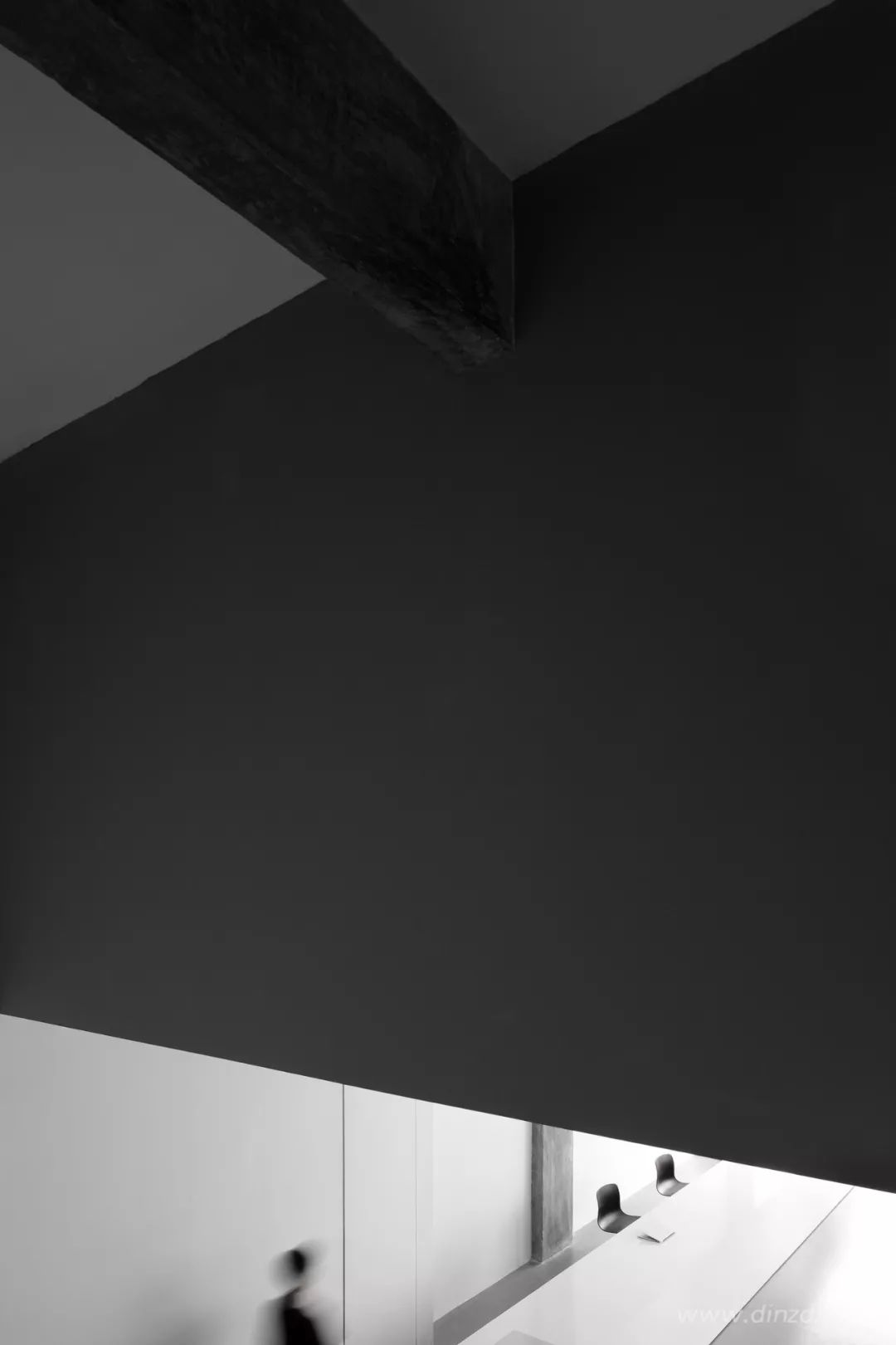 叛逆者 JYC 服饰办公空间 | 几何美学与功能性的完美融合-39