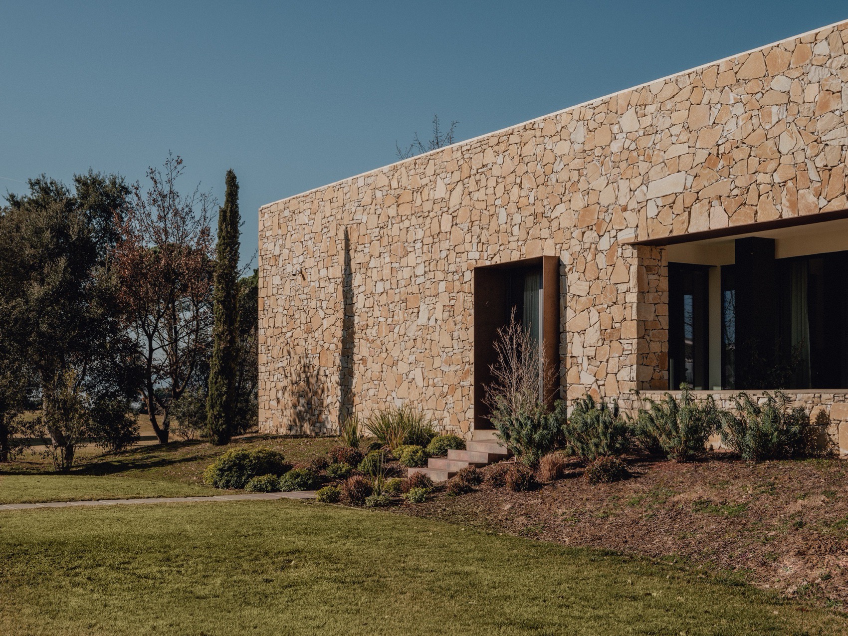 水疗健康中心，西班牙 / Lagula Arquitectes-12