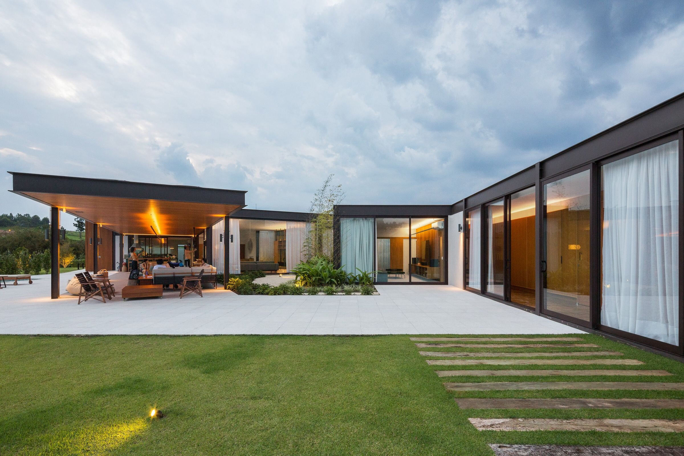 巴西 Pindaibeiras Residence 绿色环保设计-27