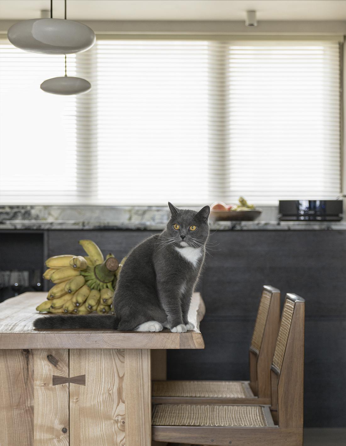 111㎡四口之家,低奢自然简约空间改造记-45