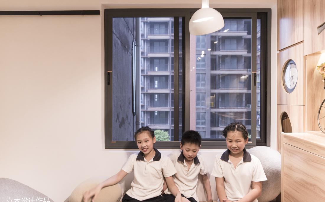 上海四胞胎的跑道之家 | 流动空间与功能性设计-88